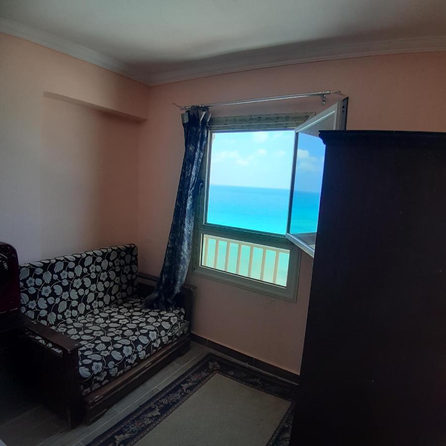 Panorama Apartment With A Charming Sea And Swimming Pool View Near Alexandria With Free Wifi شقة باطلالة ساحرة على البحر وحمام السباحة Dış mekan fotoğraf