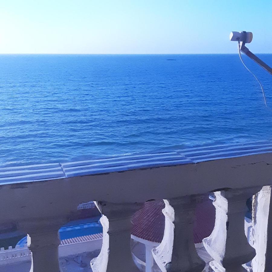 Panorama Apartment With A Charming Sea View Near Alexandria And Burg Elarab Intl Airport With Free Wifi شقة باطلالة ساحرة على البحر اول الساحل الشمالي Dış mekan fotoğraf
